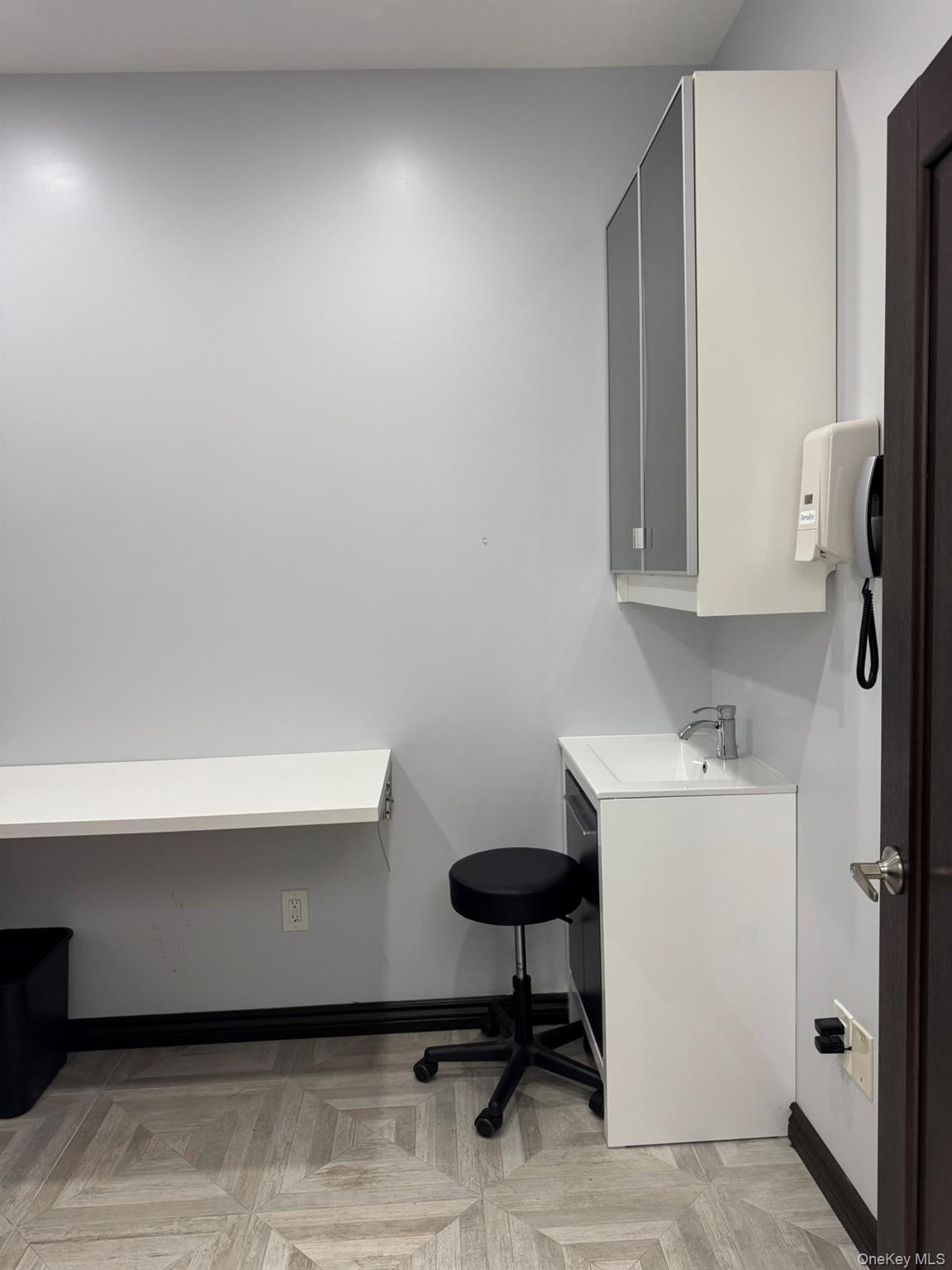 7305 Metropolitan  Avenue Metropolitan – For Rent photo 16