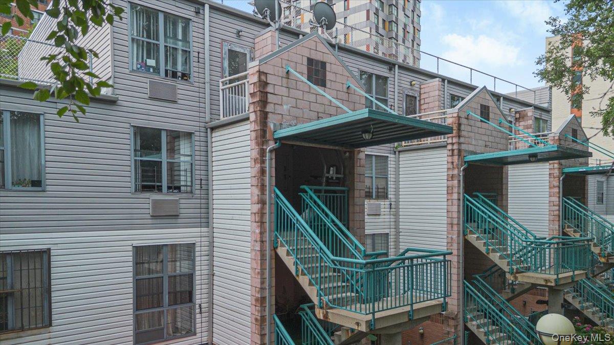 521 E 156th Street, Unit C photo 2