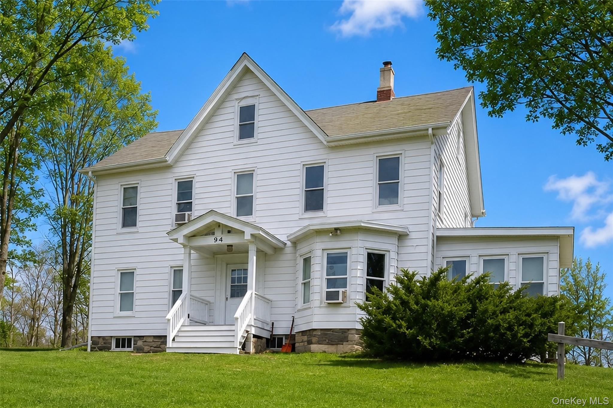 94 Sanfordville Road, Unit 4 photo 2