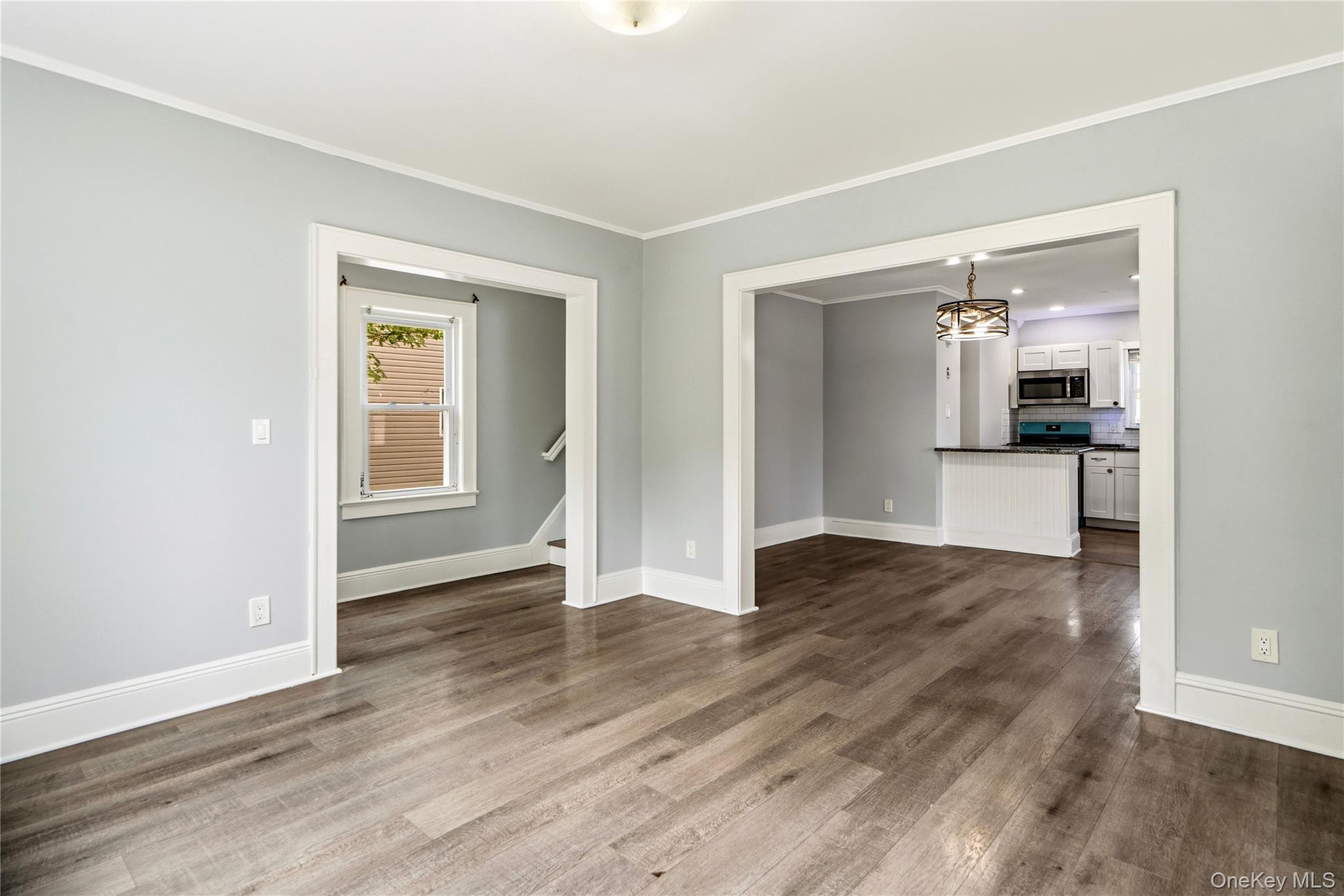 984 Maxwell Street – For Sale photo 8