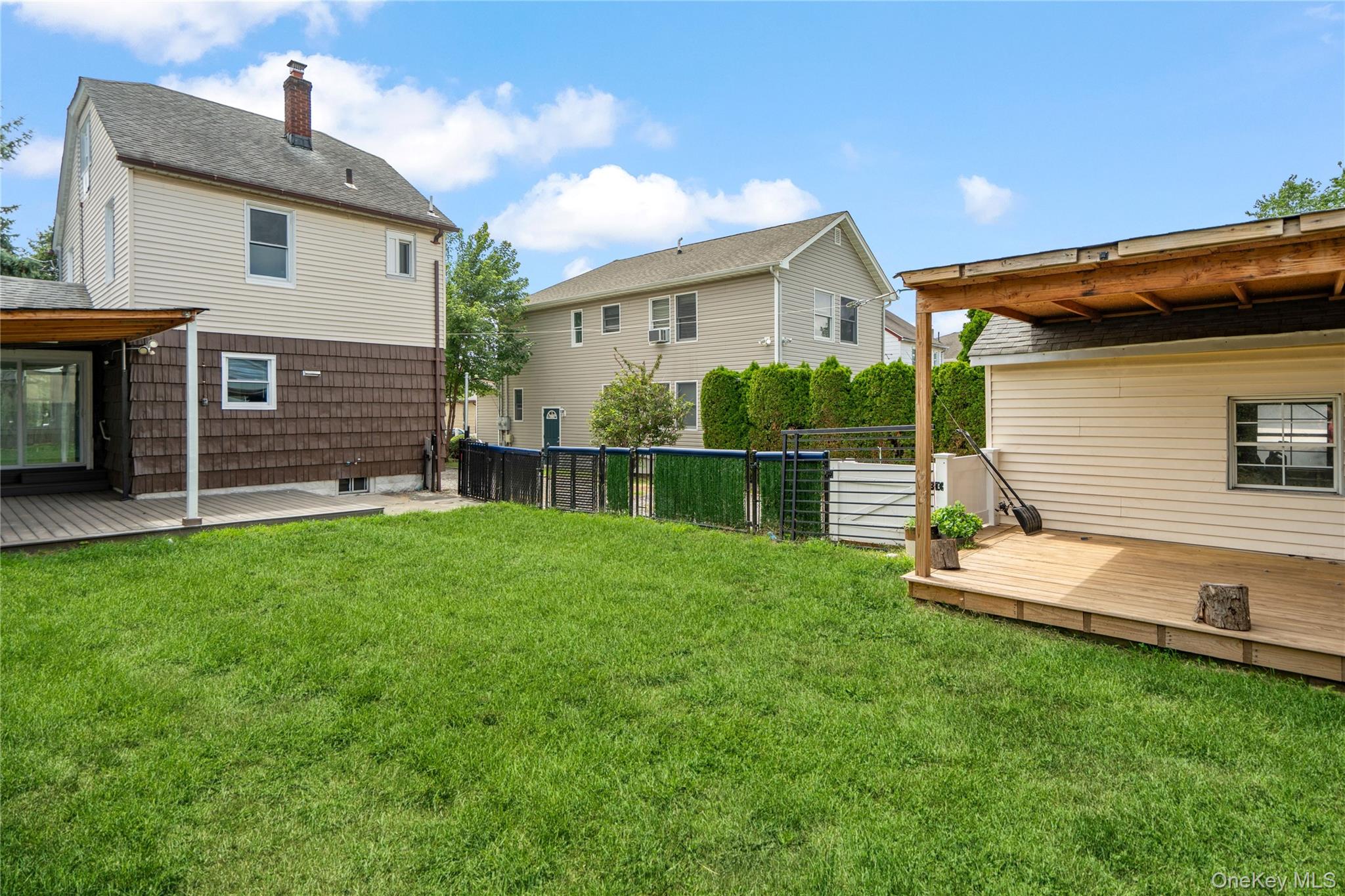 984 Maxwell Street – For Sale photo 34