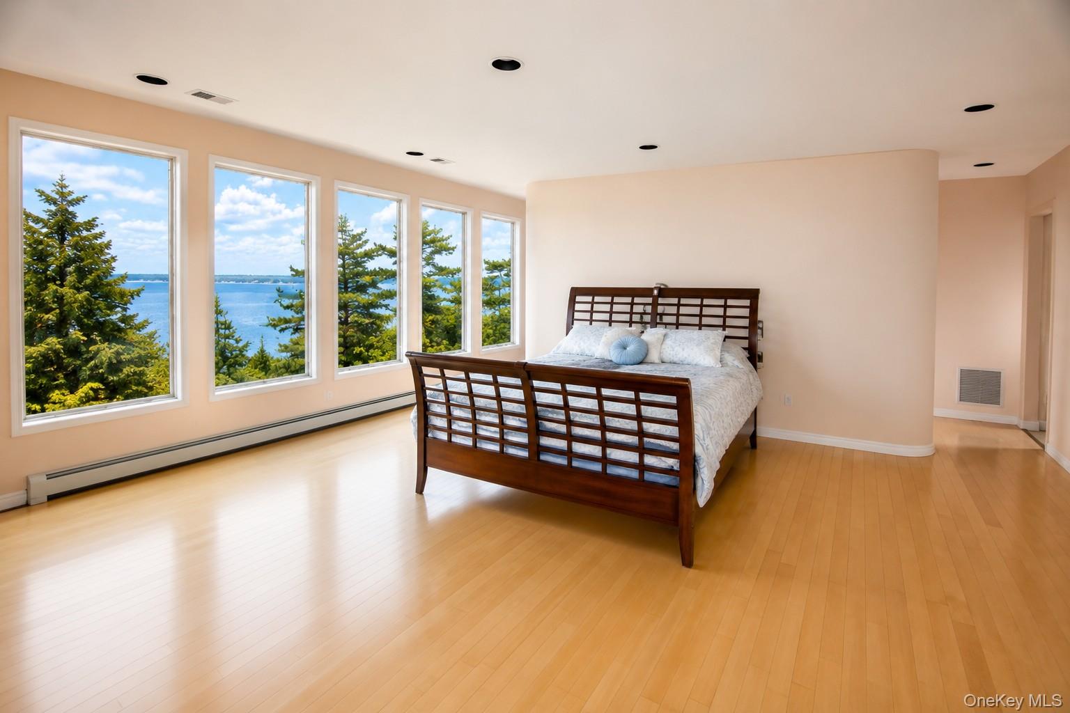 9 Dock Lane – For Sale photo 9