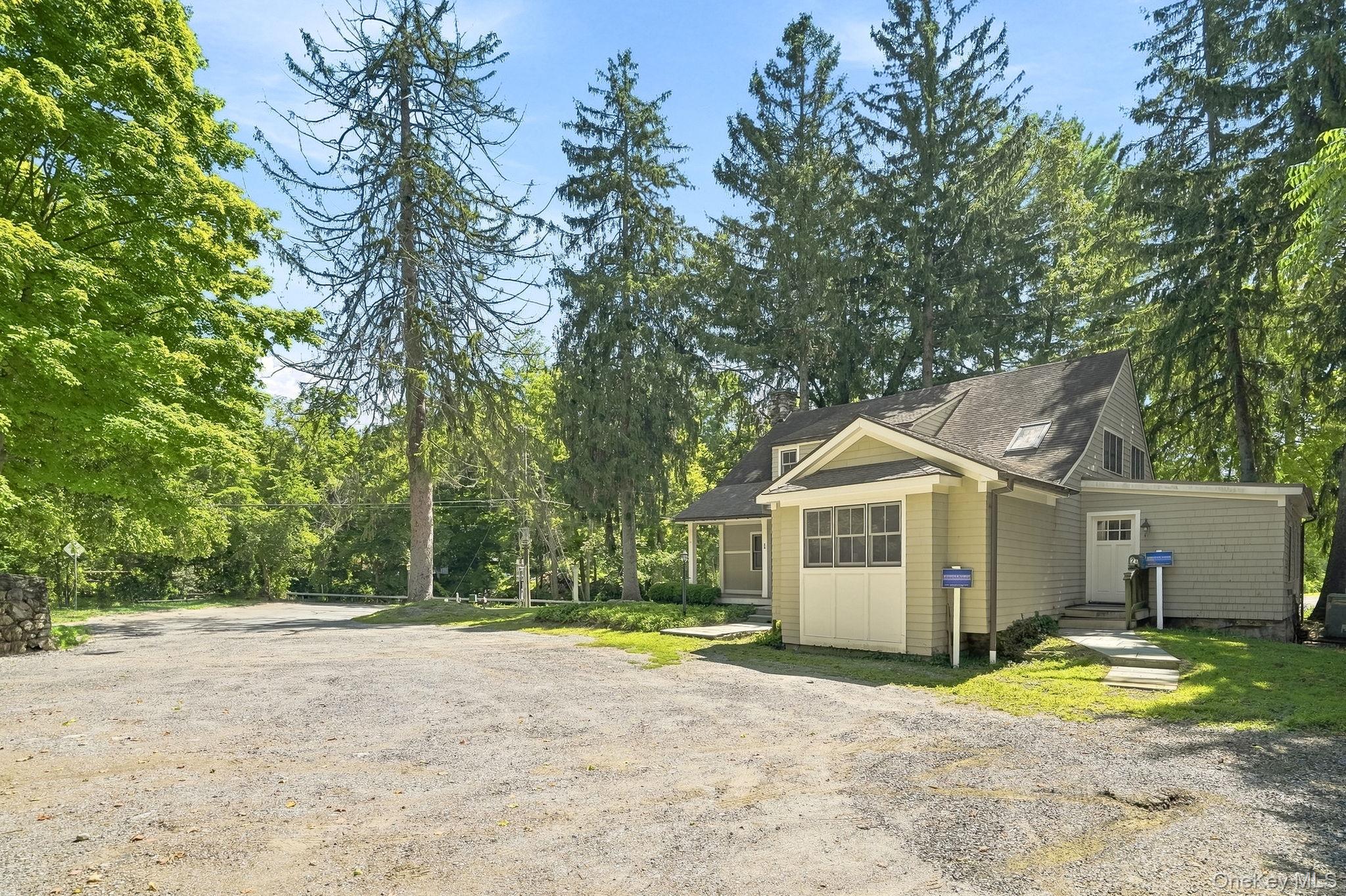 2 Hardscrabble Road, Unit A photo 5