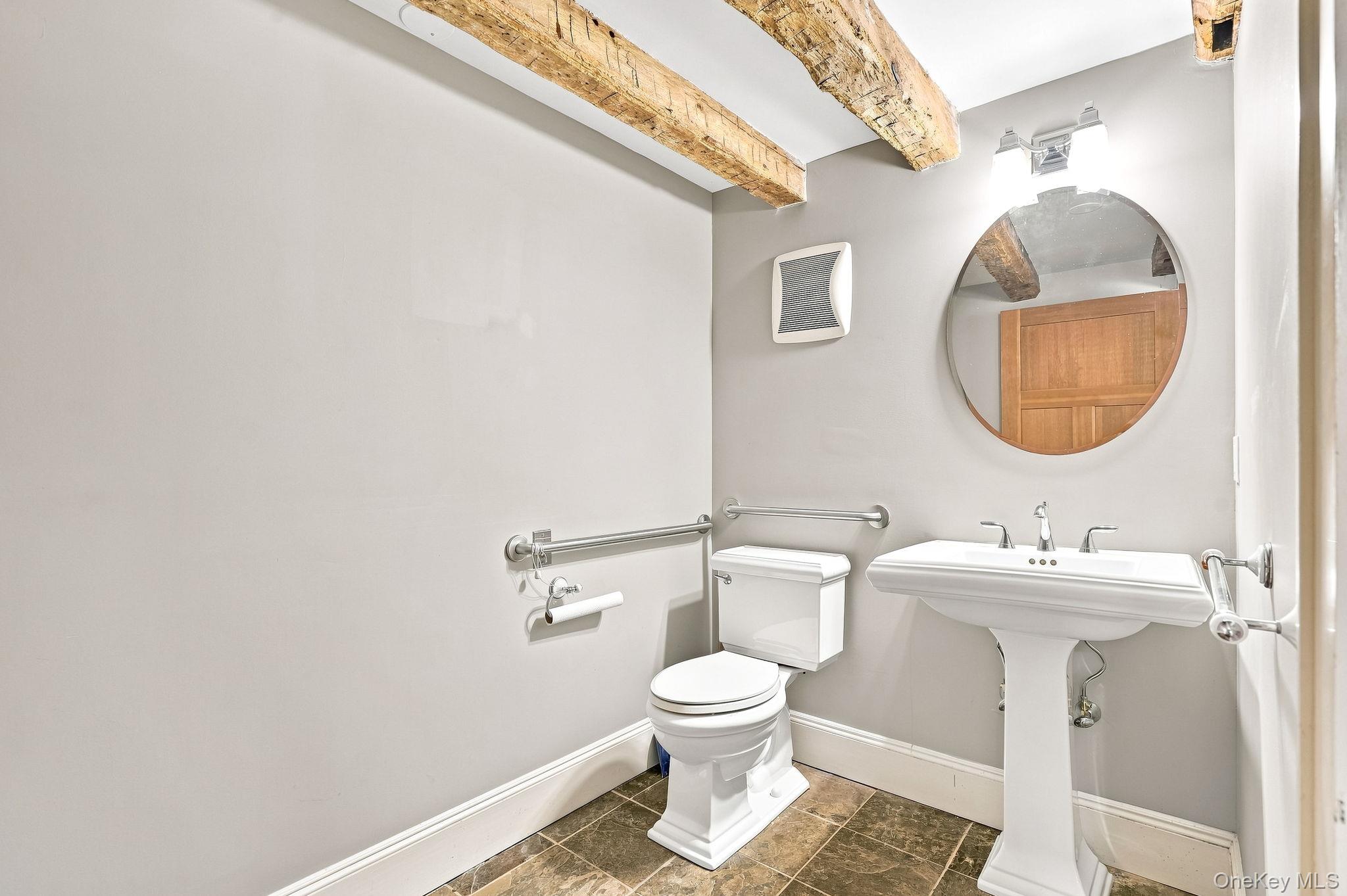 2 Hardscrabble Road, Unit A photo 15