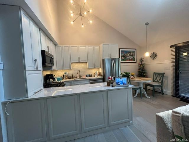5 Lakeview Terrace – For Sale photo 3