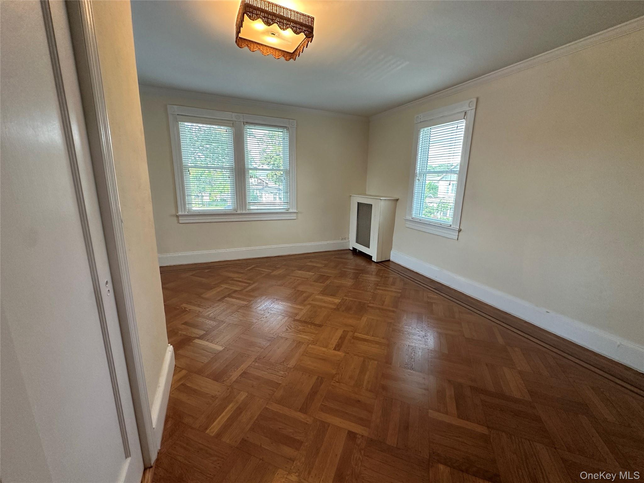 215 Conklin Street – For Rent photo 9