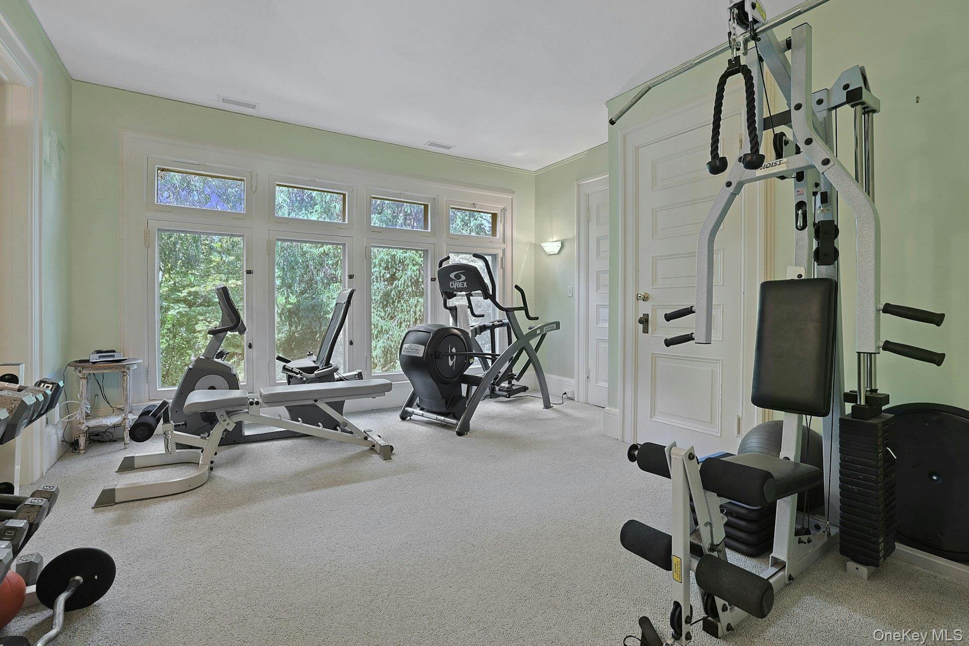 215 Soundview Avenue – For Sale photo 36