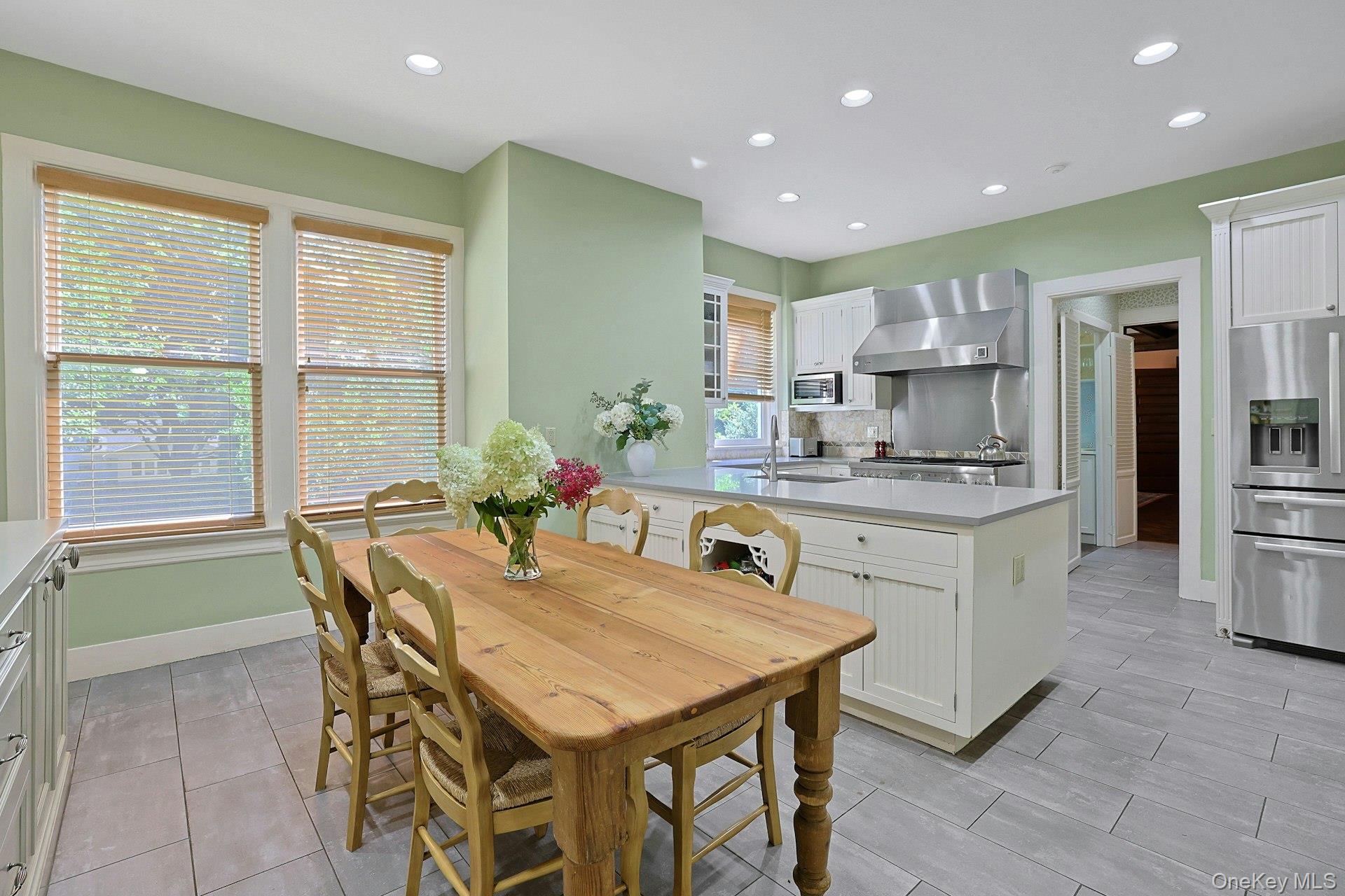 215 Soundview Avenue – For Sale photo 17