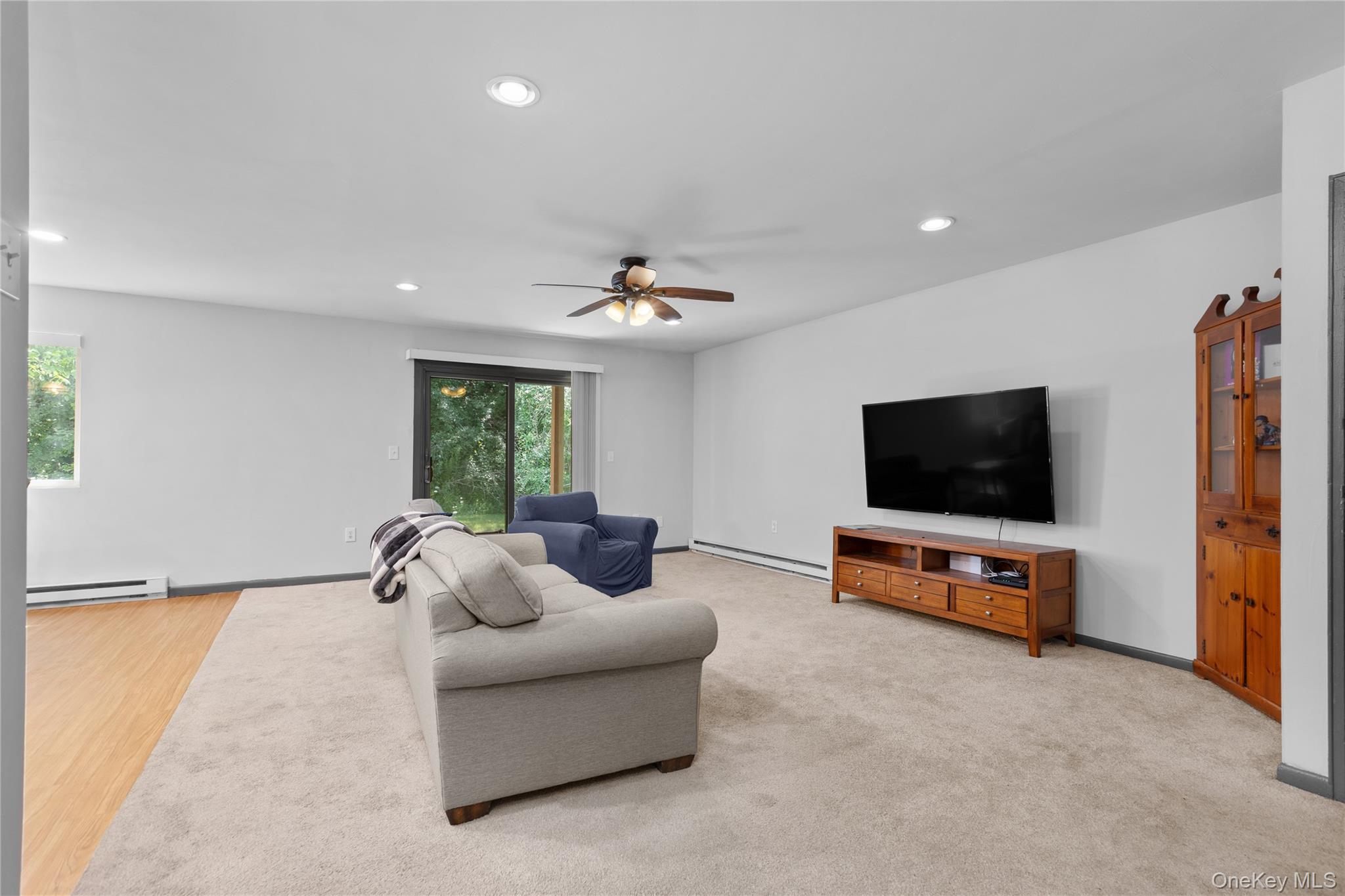 23 Scarborough Lane, Unit A photo 11