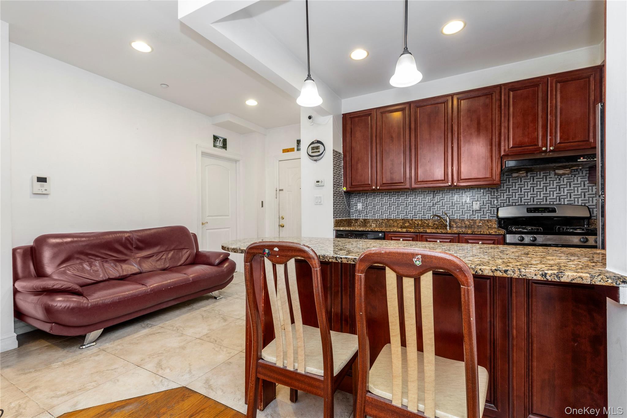 10716 37th Avenue, Unit 3B photo 5