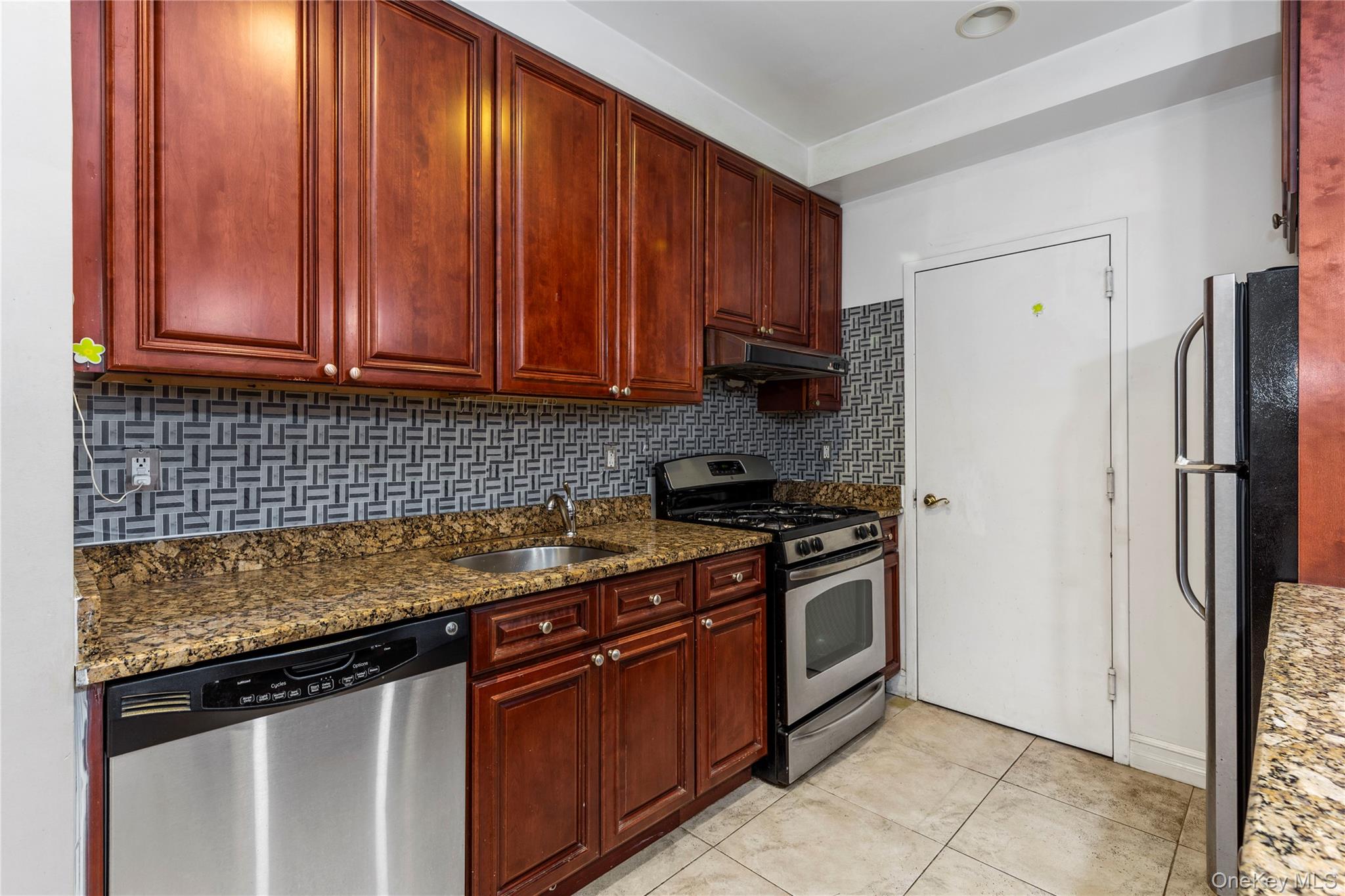 10716 37th Avenue, Unit 3B photo 7