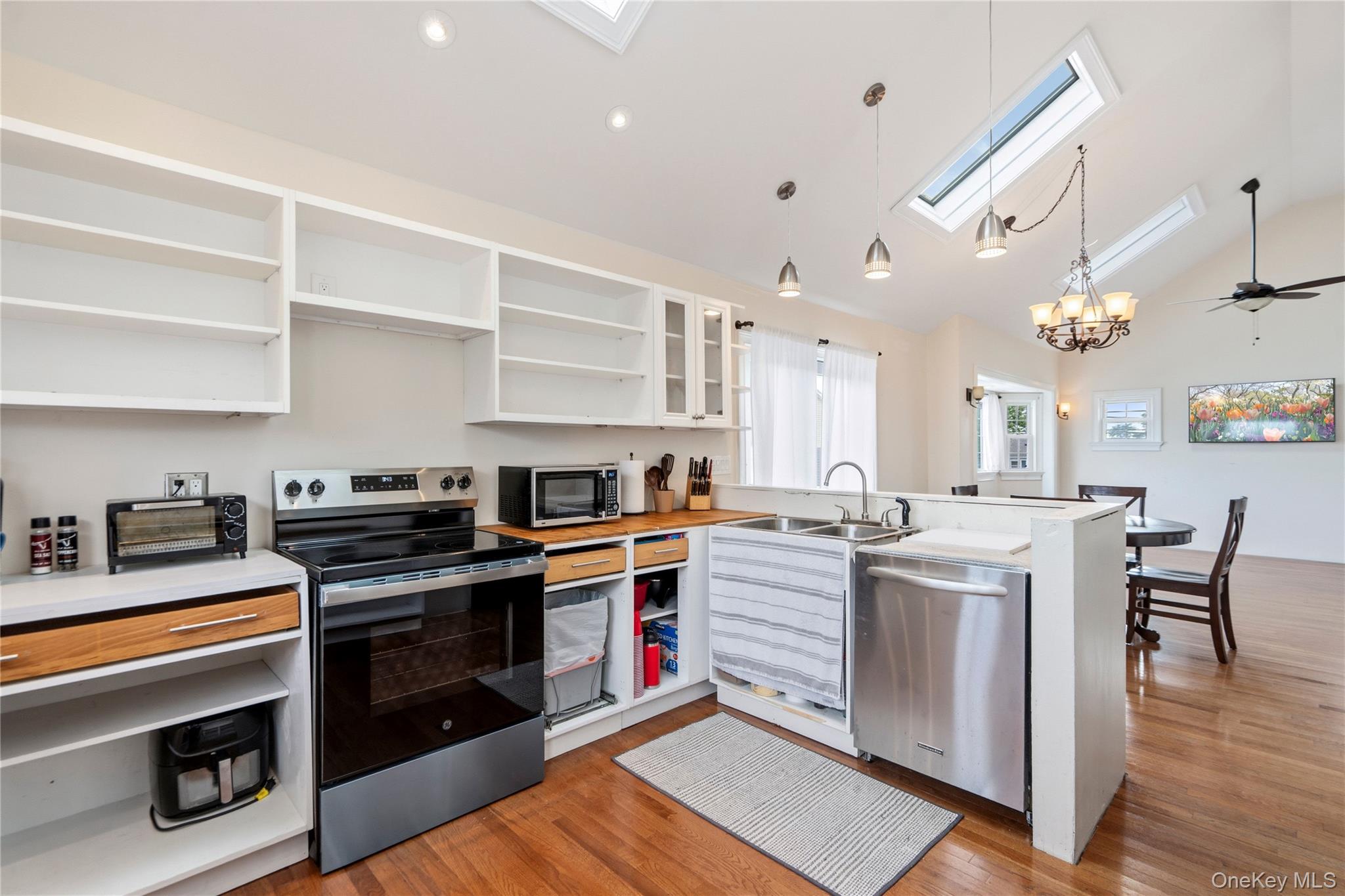 4 Wilshire Court – For Sale photo 12