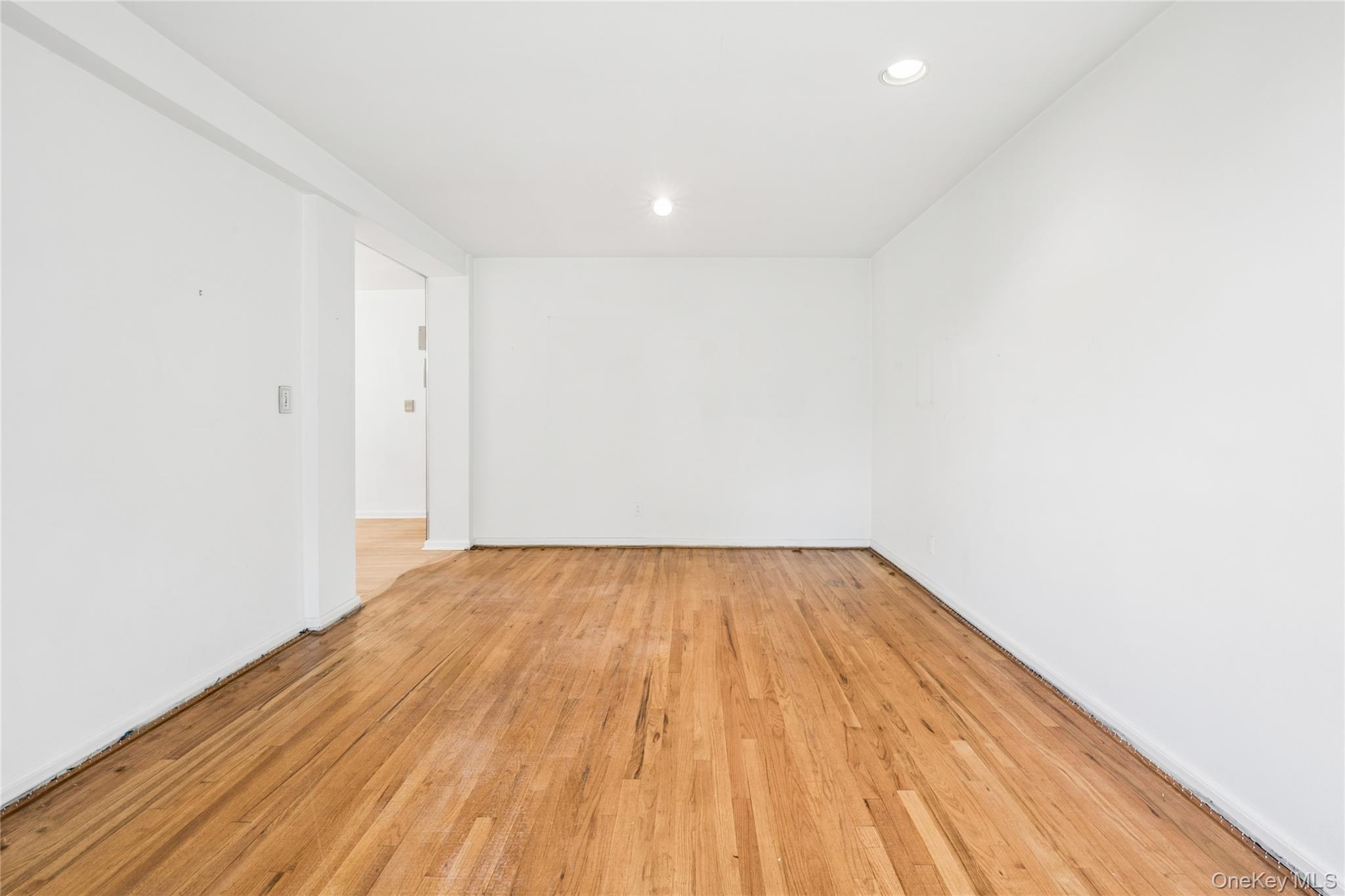 247 Parkview Avenue, Unit 3P photo 6