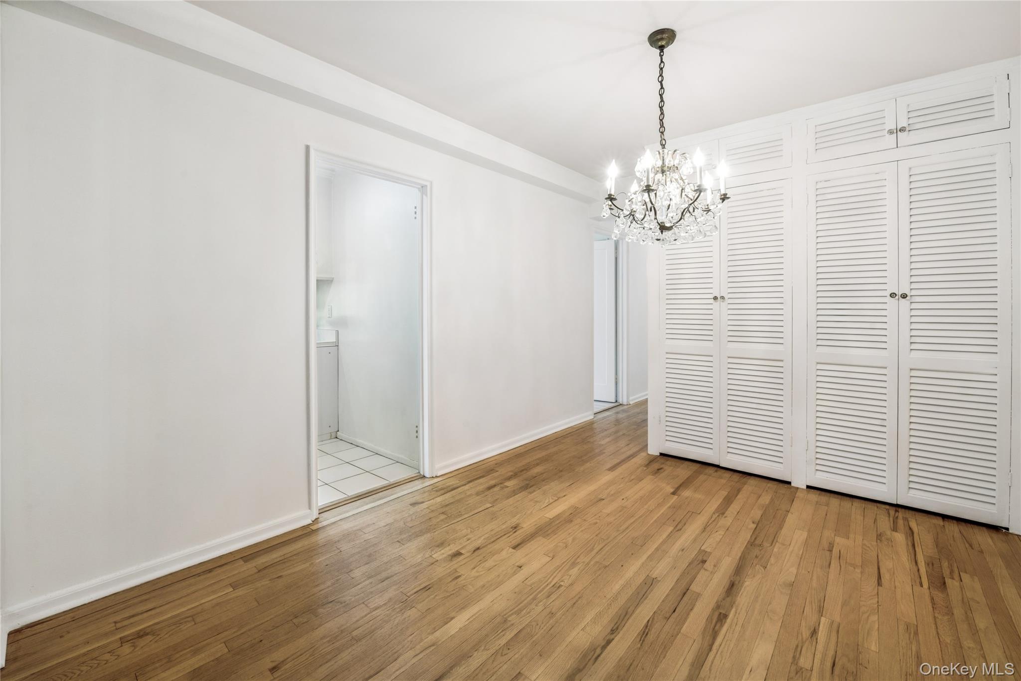247 Parkview Avenue, Unit 3P photo 8