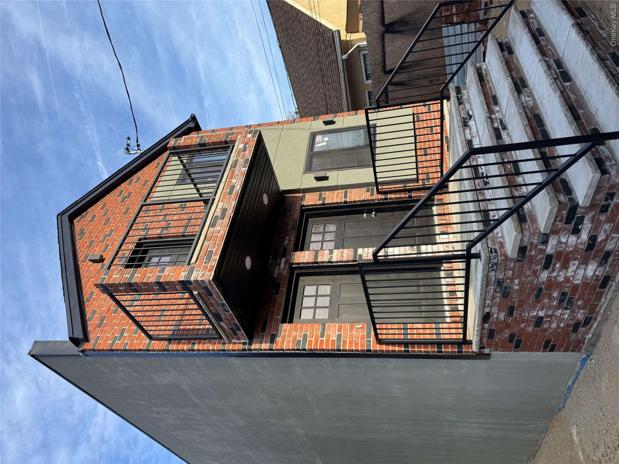 121-11 195th Street – For Sale