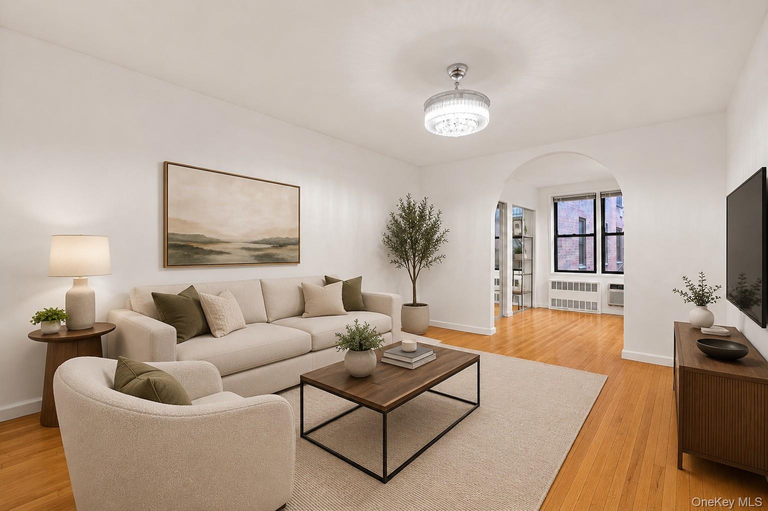 665 Thwaites Place, Unit 3A