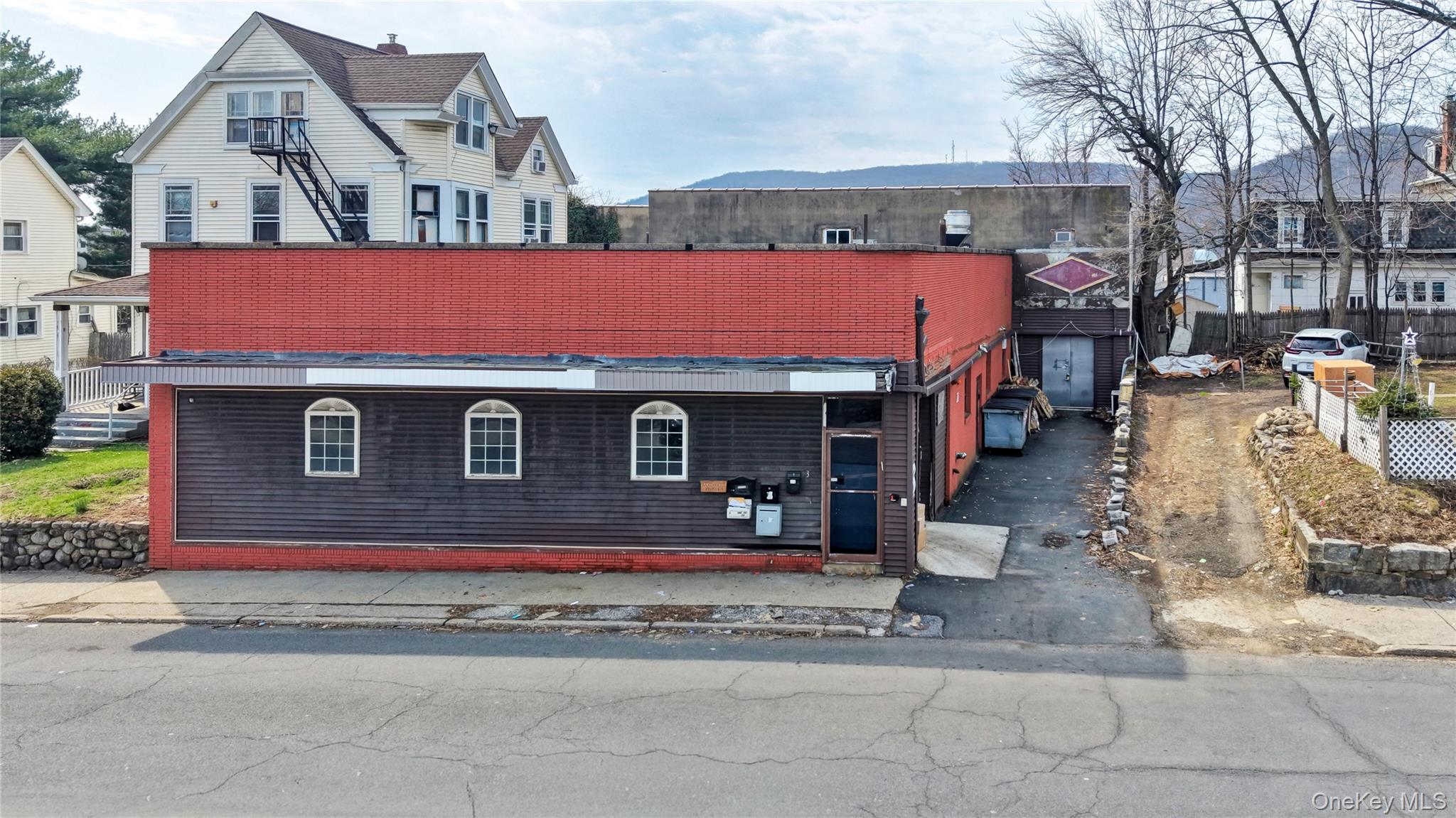 3 Chestnut Street – For Sale