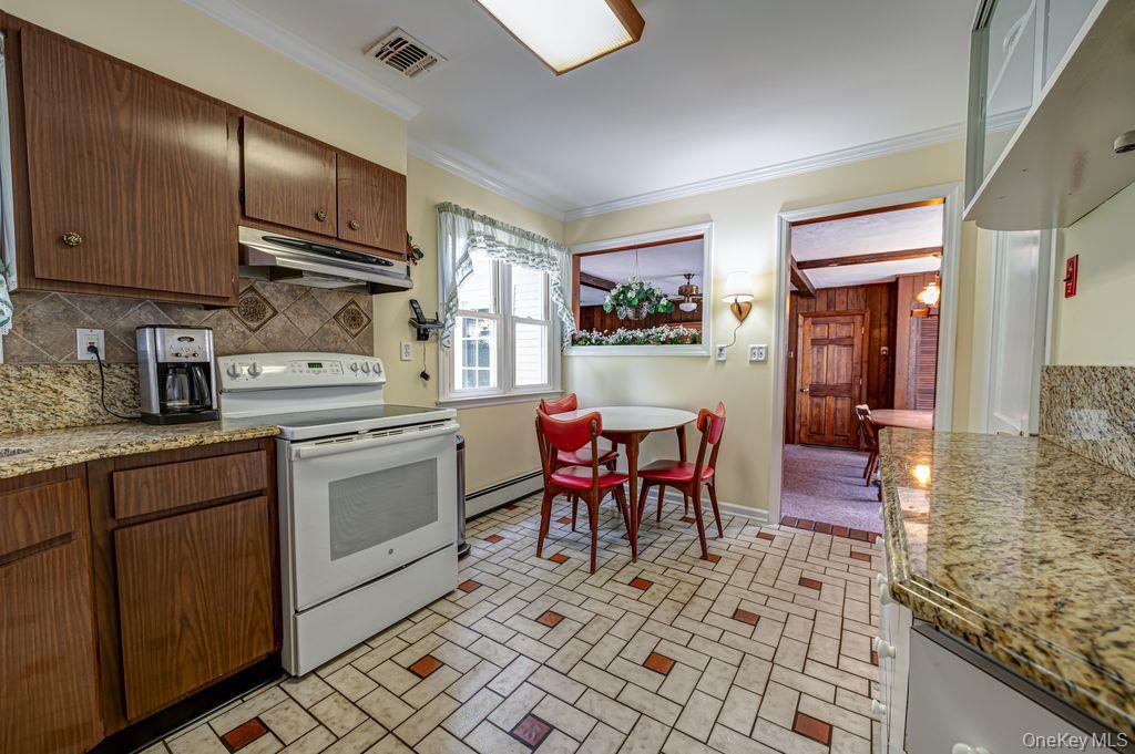 17 Eckert Street – For Sale photo 6