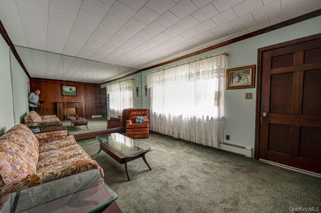 17 Eckert Street – For Sale photo 4