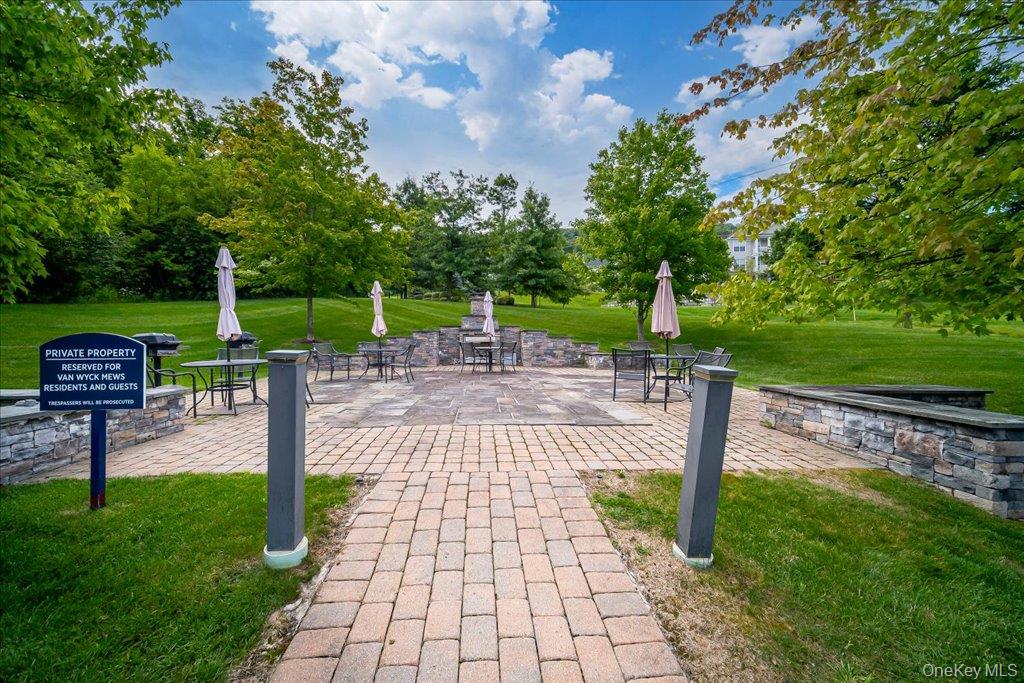 416 Saratoga Lane – For Sale photo 10