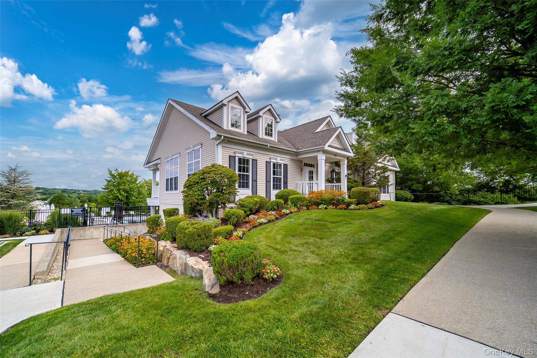 416 Saratoga Lane – For Sale photo 6