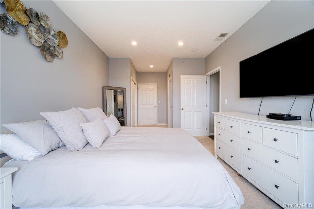 416 Saratoga Lane – For Sale photo 17