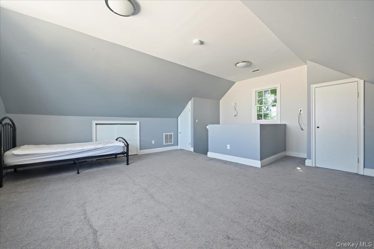 243 Spruce Street – For Sale photo 27