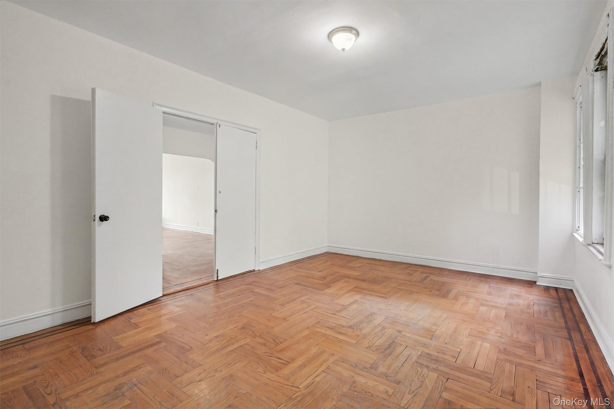 940 grand concourse, Unit 2J photo 10