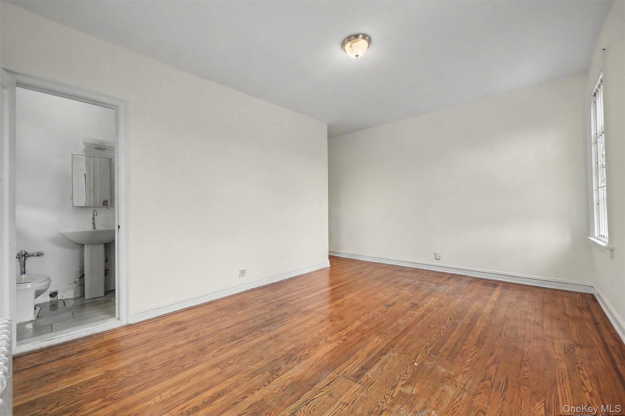 940 grand concourse, Unit 2J photo 20