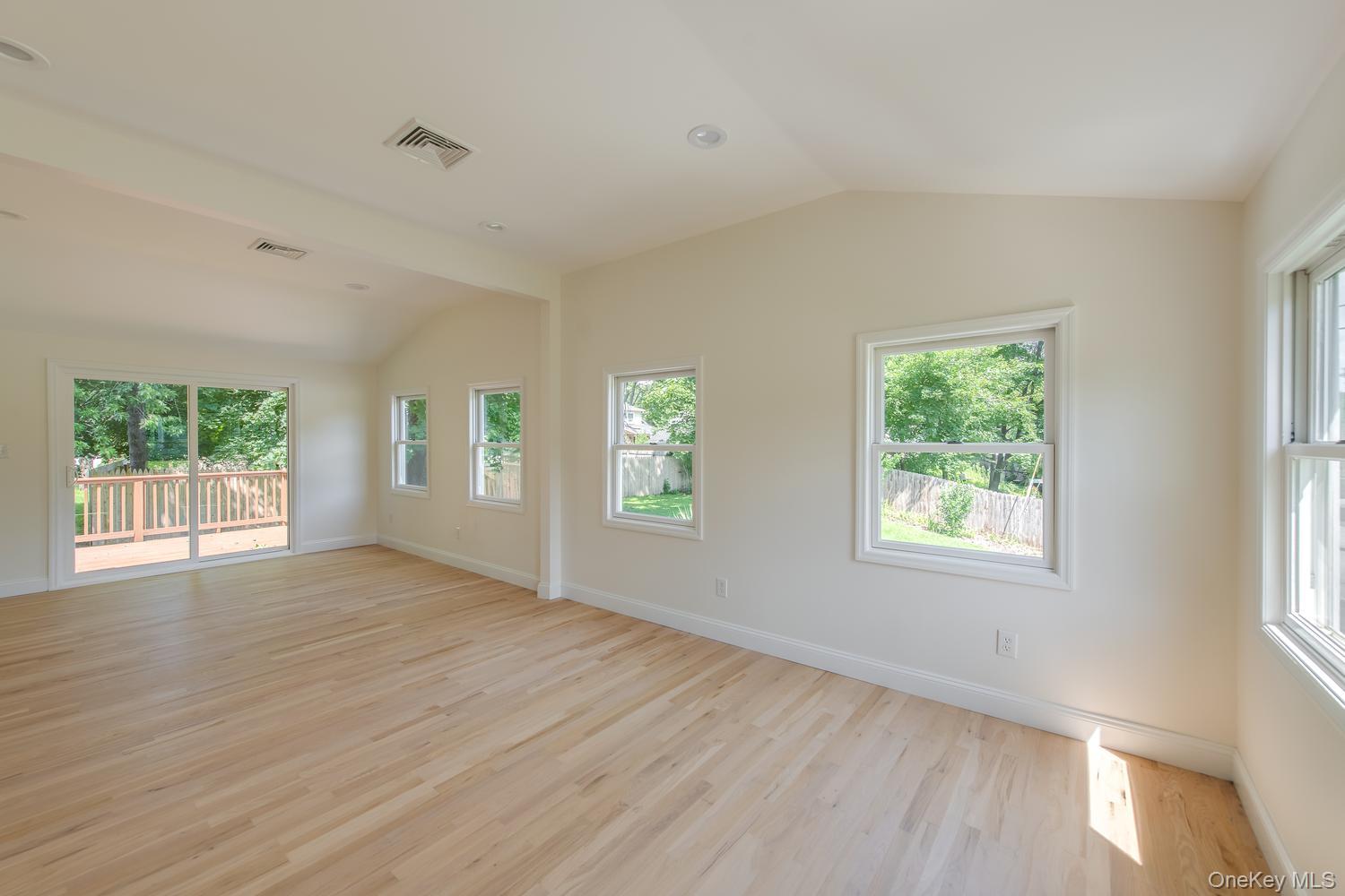 16 Trinity Place – For Sale photo 15