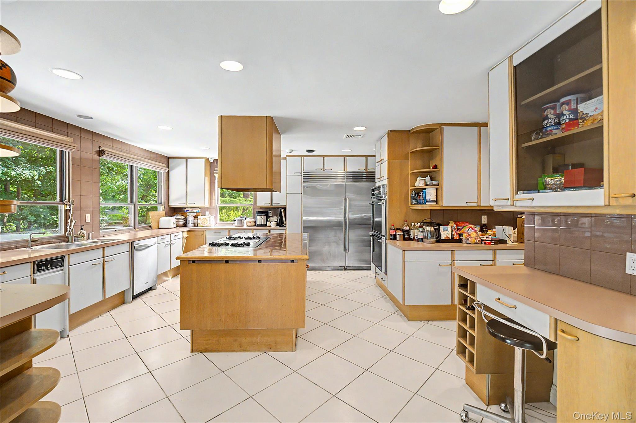 6 The Maples – For Sale photo 21