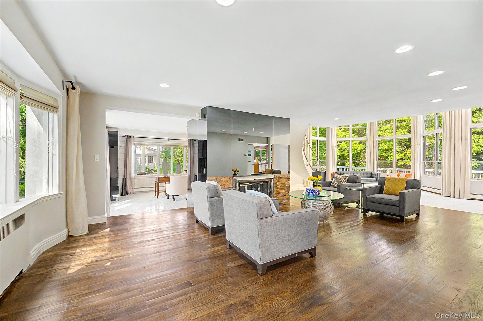 6 The Maples – For Sale photo 17