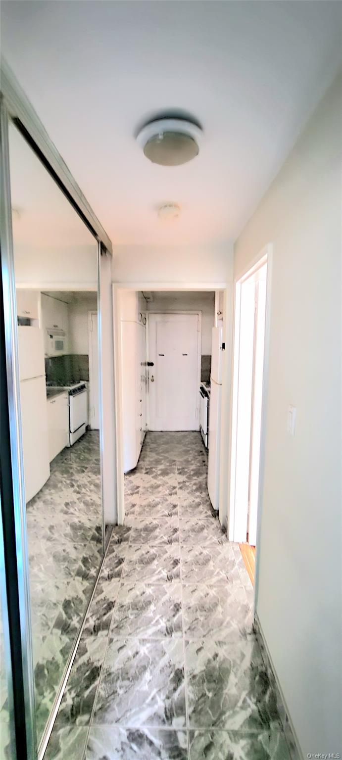 65-35 Yellowstone Boulevard, Unit 1D photo 6