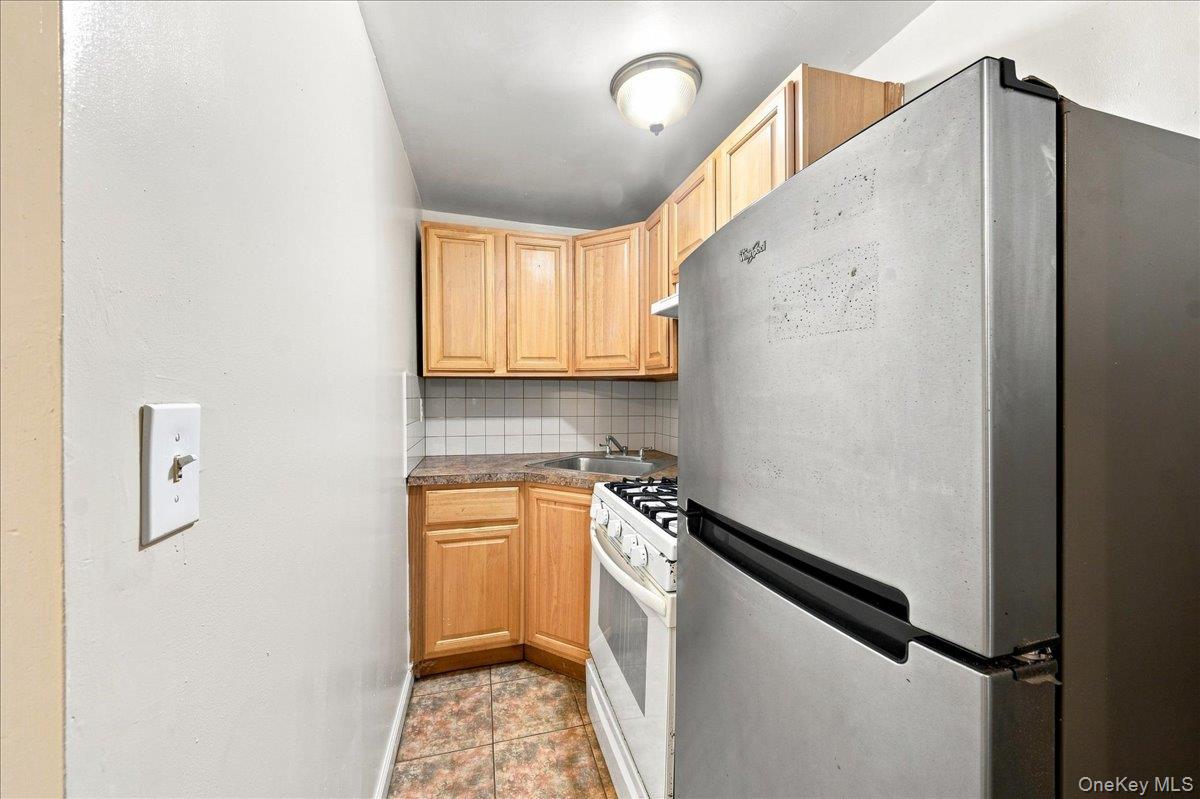1022 E 219th Street – For Sale photo 16