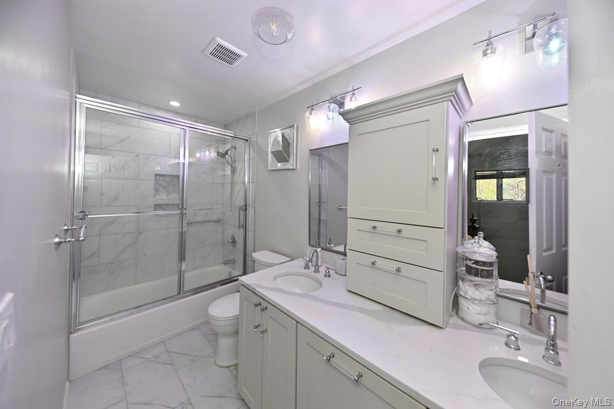 19 Sterling Road – For Sale photo 13