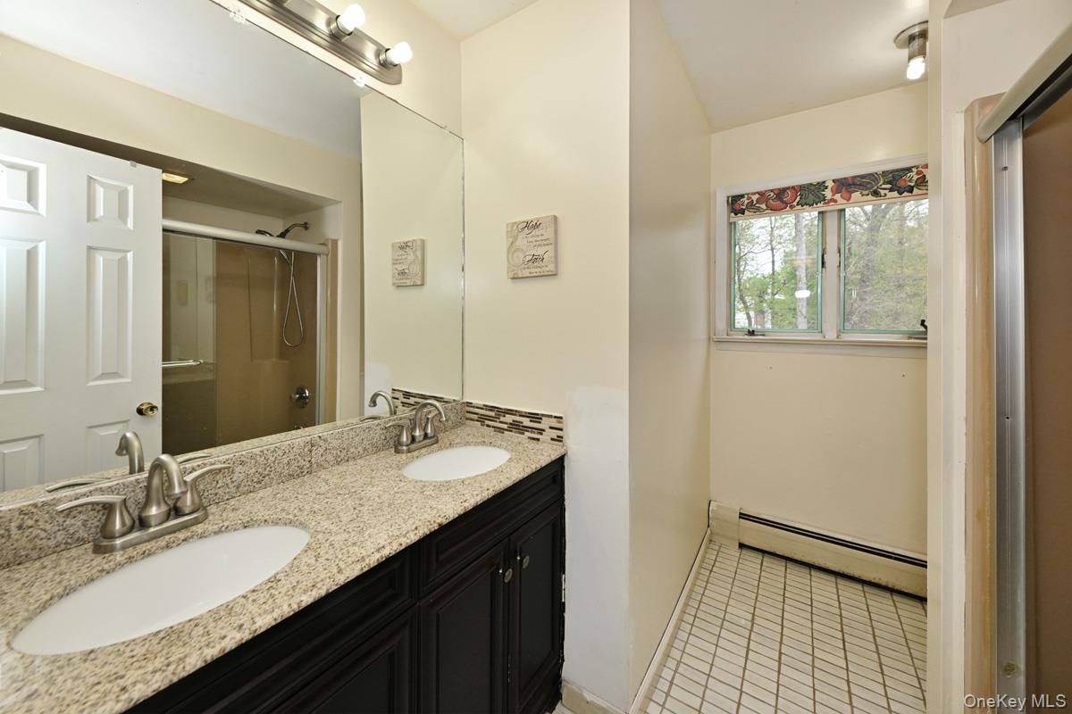 19 Sterling Road – For Sale photo 15