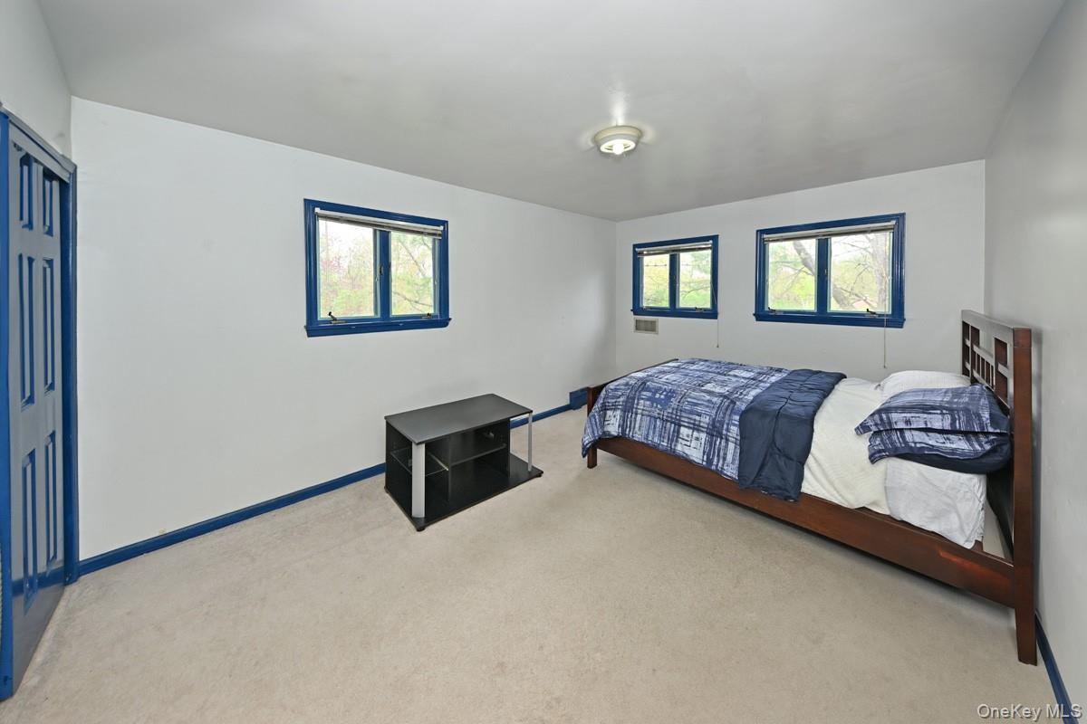 19 Sterling Road – For Sale photo 10