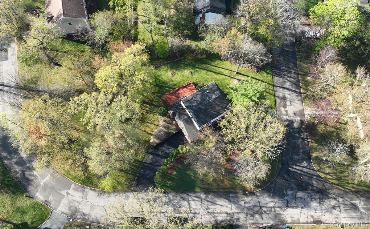19 Sterling Road – For Sale photo 17