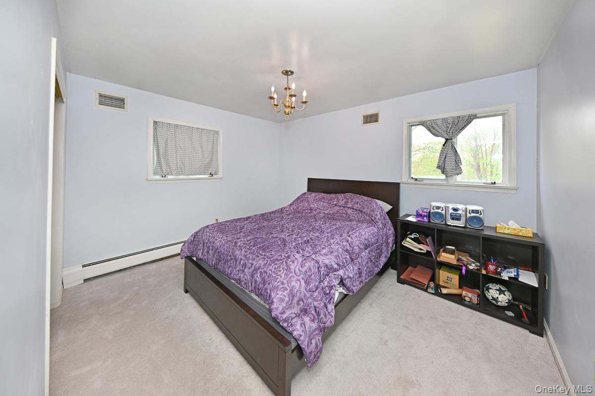 19 Sterling Road – For Sale photo 11