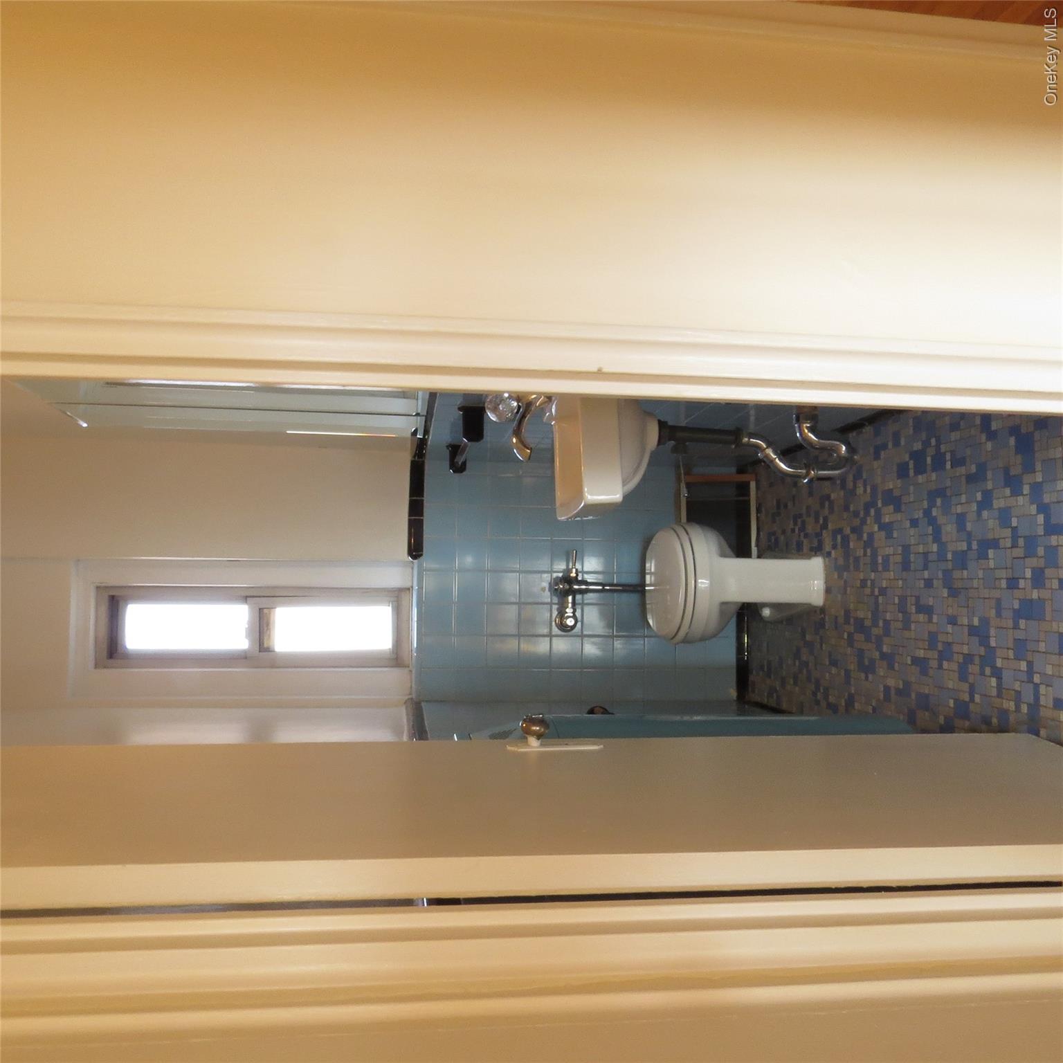 3810 Greystone Avenue, Unit 602 photo 24