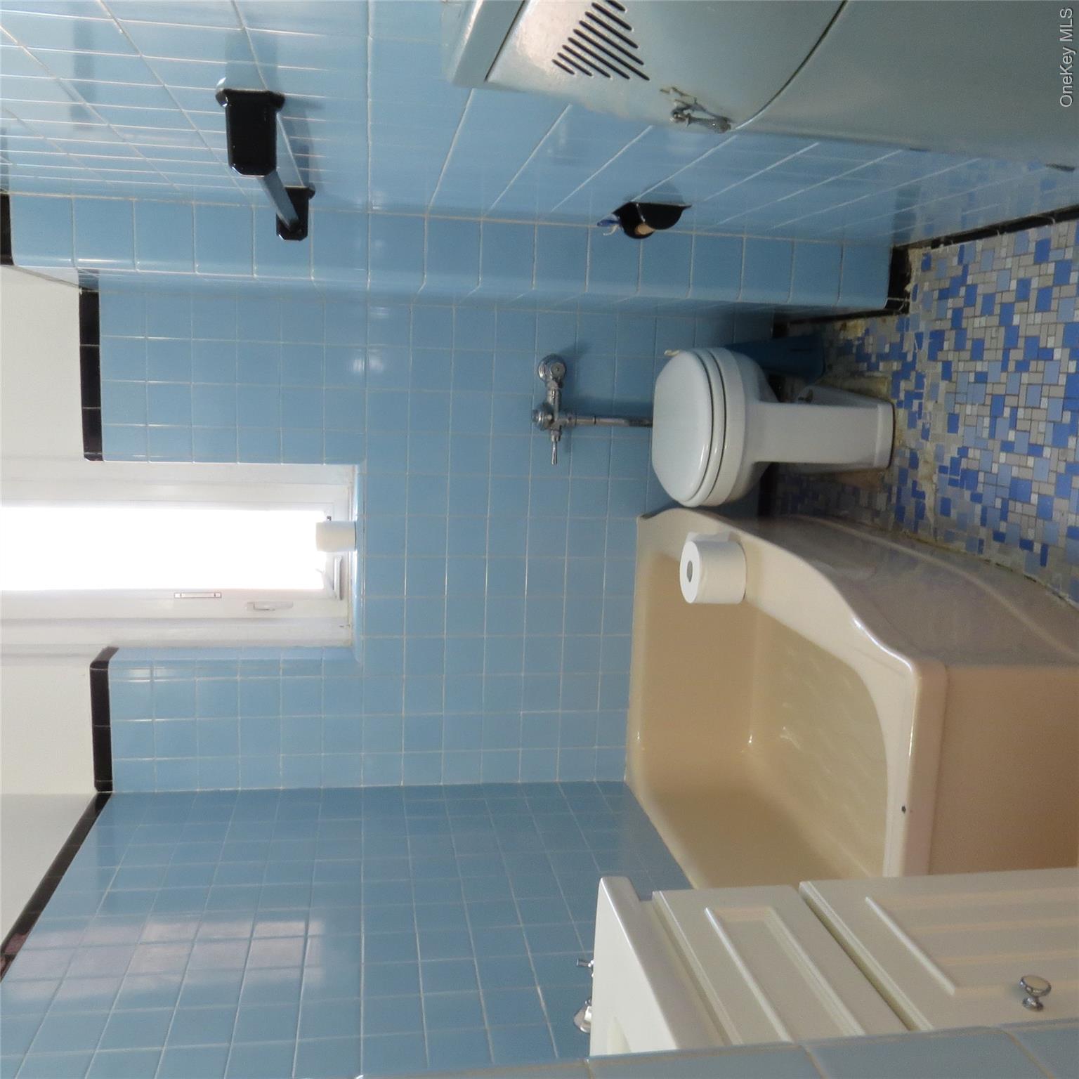 3810 Greystone Avenue, Unit 602 photo 21