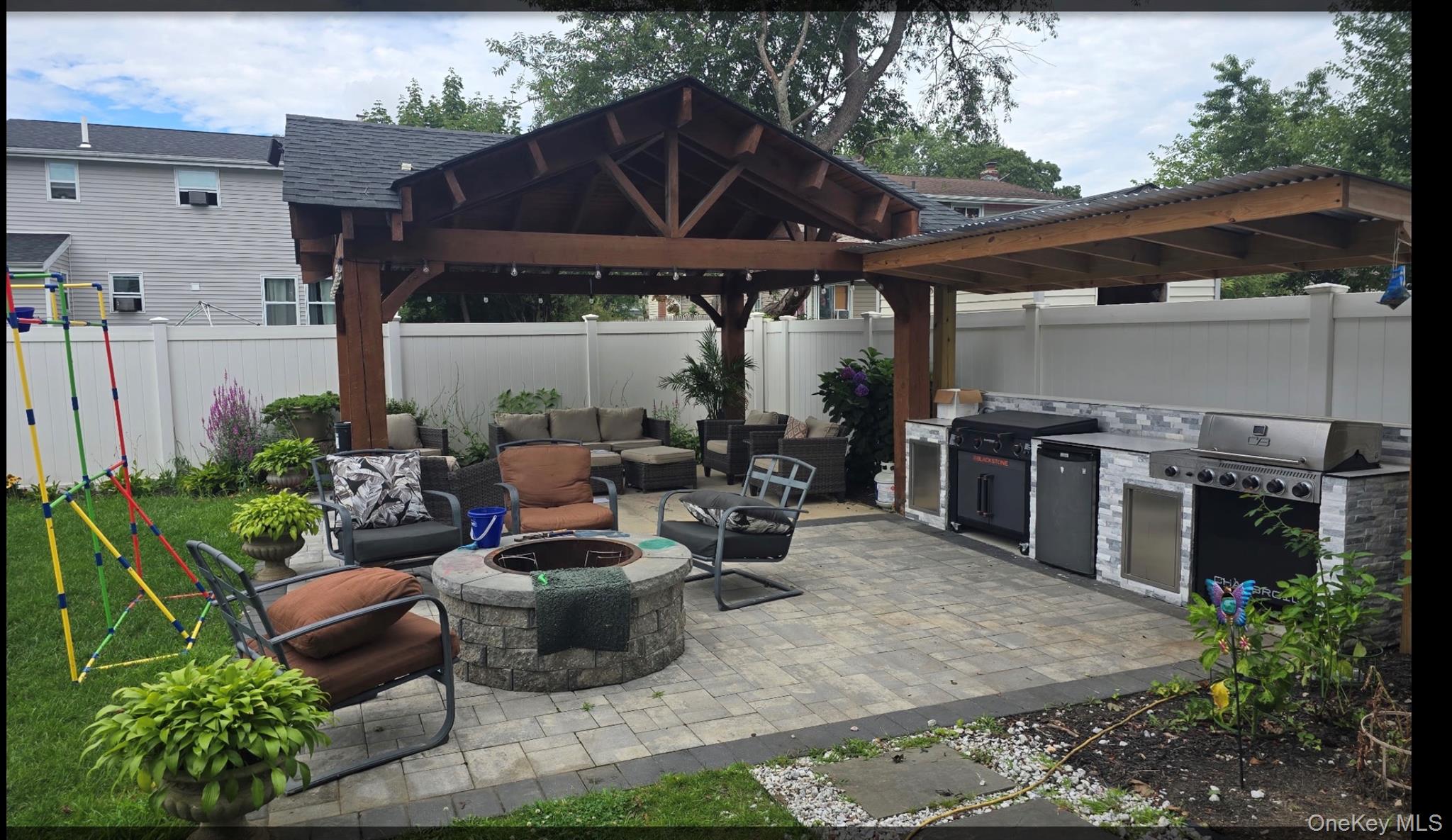 353 Barleau Street – For Sale photo 4
