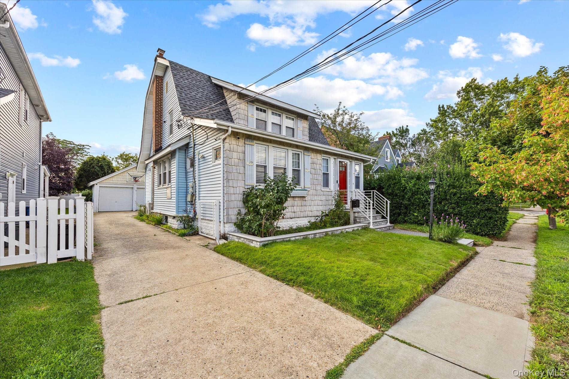 42 N Corona Avenue – For Sale