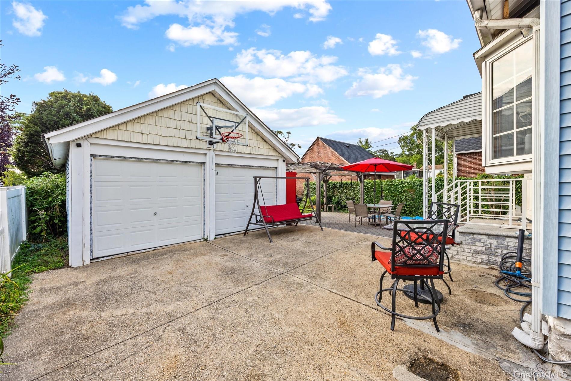 42 N Corona Avenue – For Sale photo 3