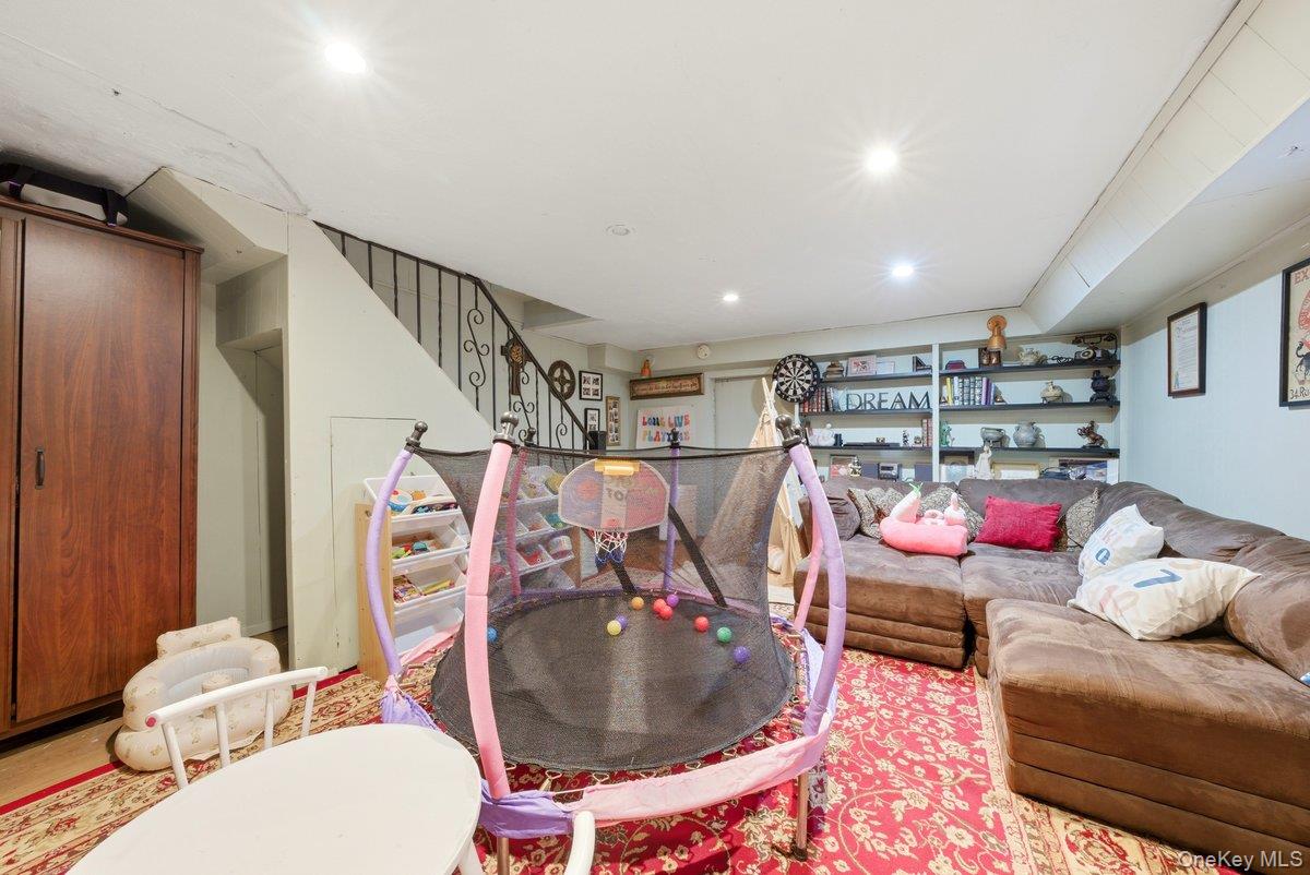51 Cumberland Drive – For Sale photo 37