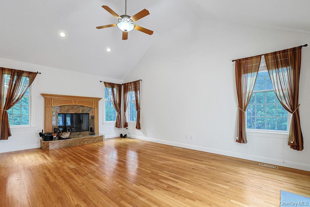 465 North Street – For Rent photo 9