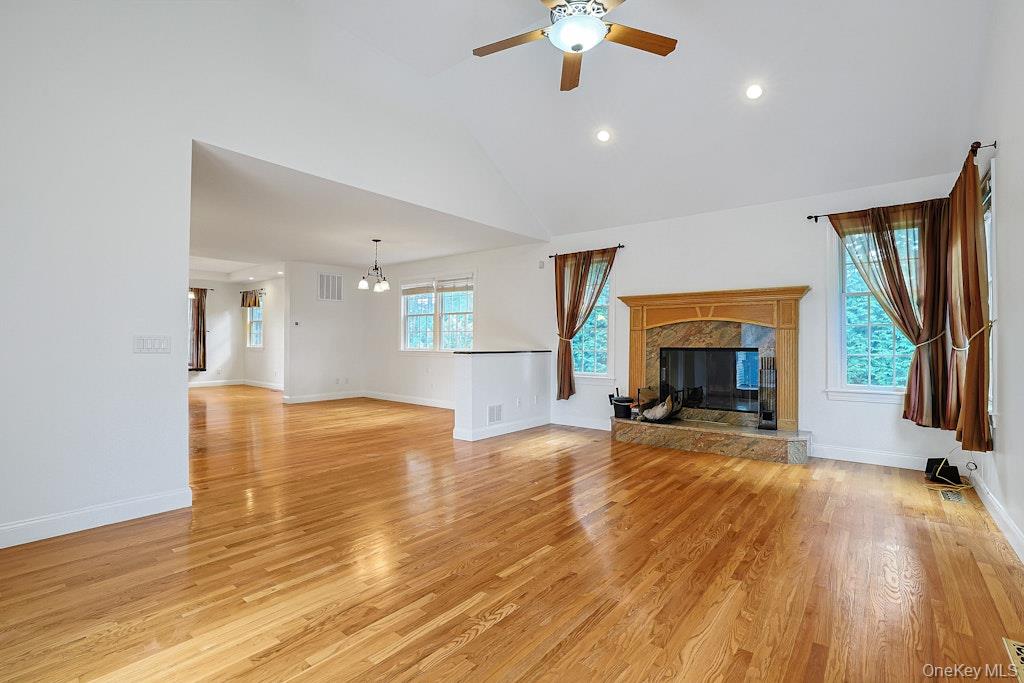 465 North Street – For Rent photo 8