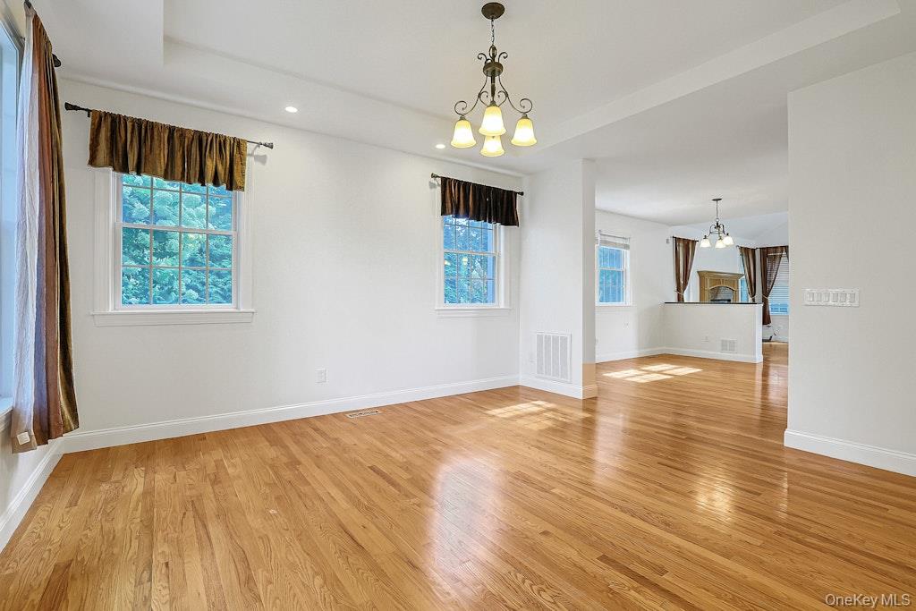 465 North Street – For Rent photo 11