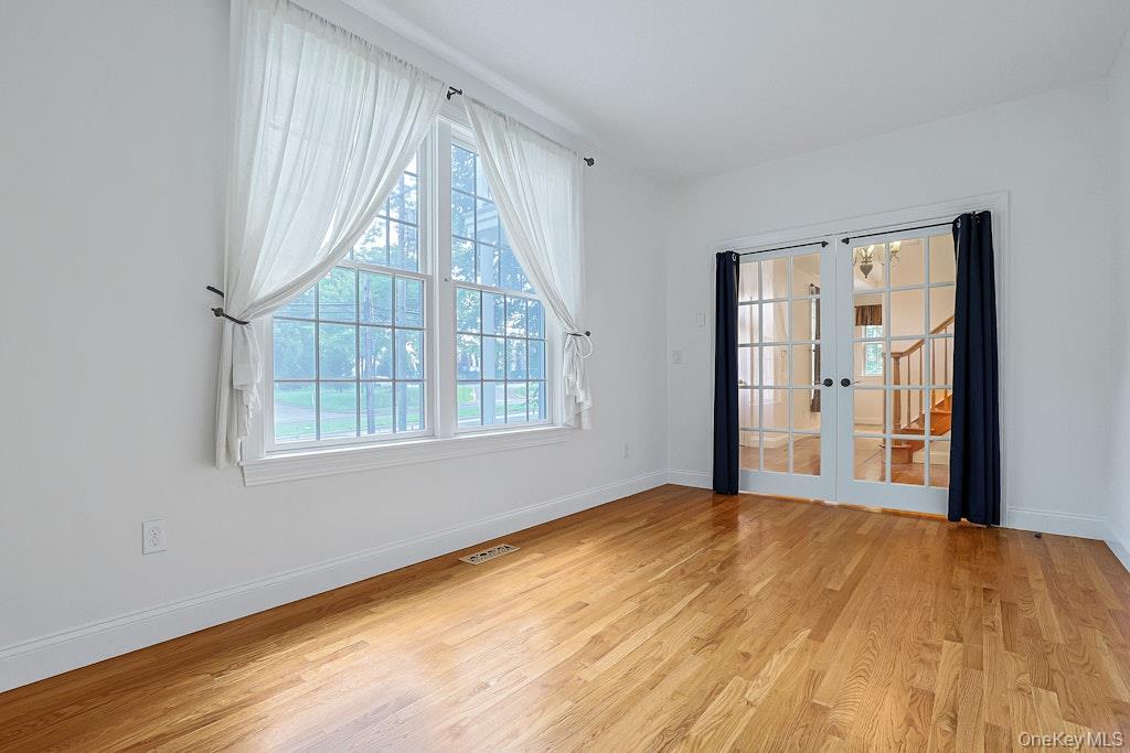 465 North Street – For Rent photo 6