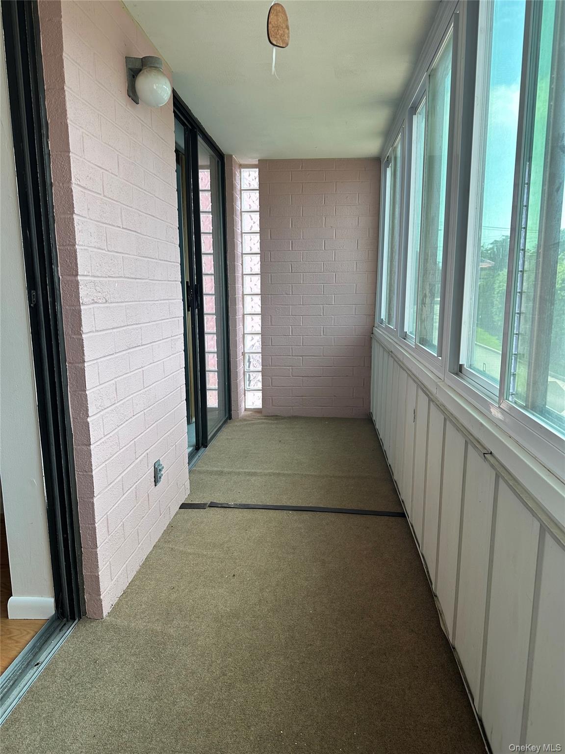 800 Willis Avenue, Unit 105 photo 18